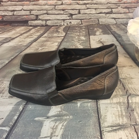 Elites by Walking Cradles Bronze Leather Loafers - Picture 4 of 8